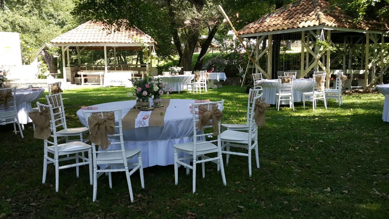 Hotel Paradise Place Kalofer Esterno foto